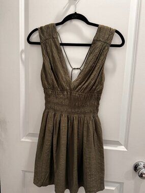 Abercrombie & Fitch Olive Green Sleeveless V-Neck Dress